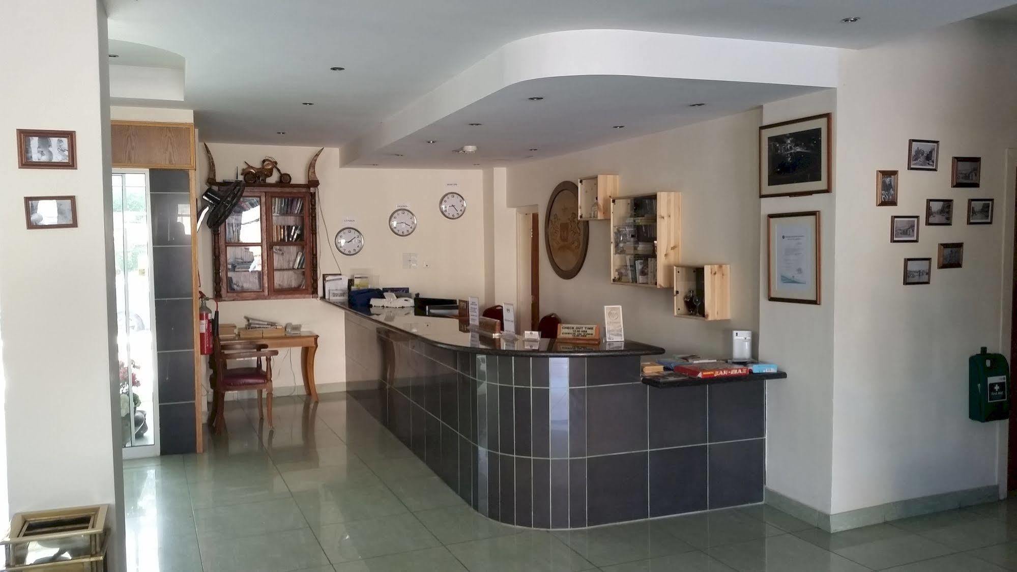 M. Moniatis Hotel Limassol Ngoại thất bức ảnh