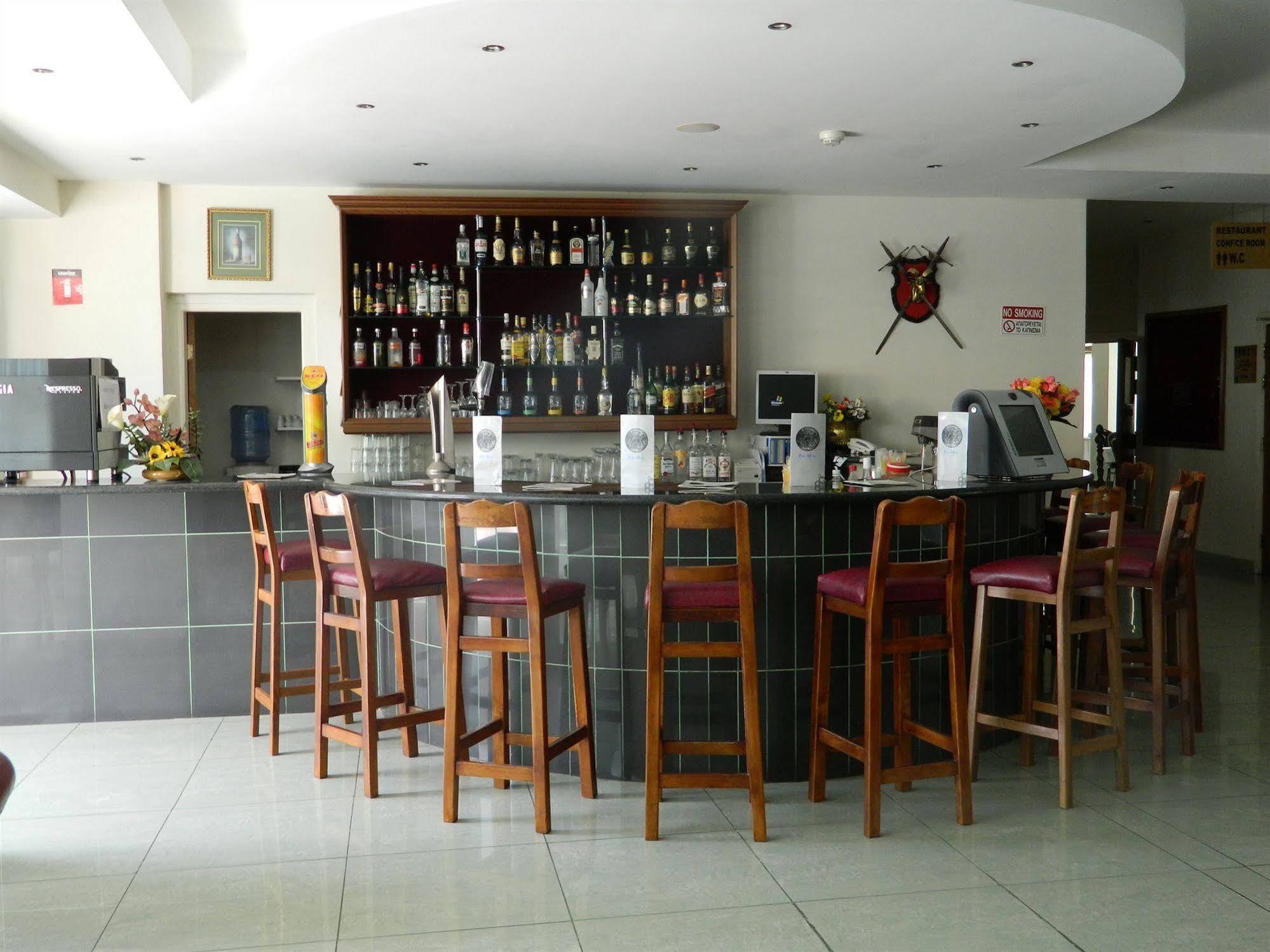 M. Moniatis Hotel Limassol Ngoại thất bức ảnh