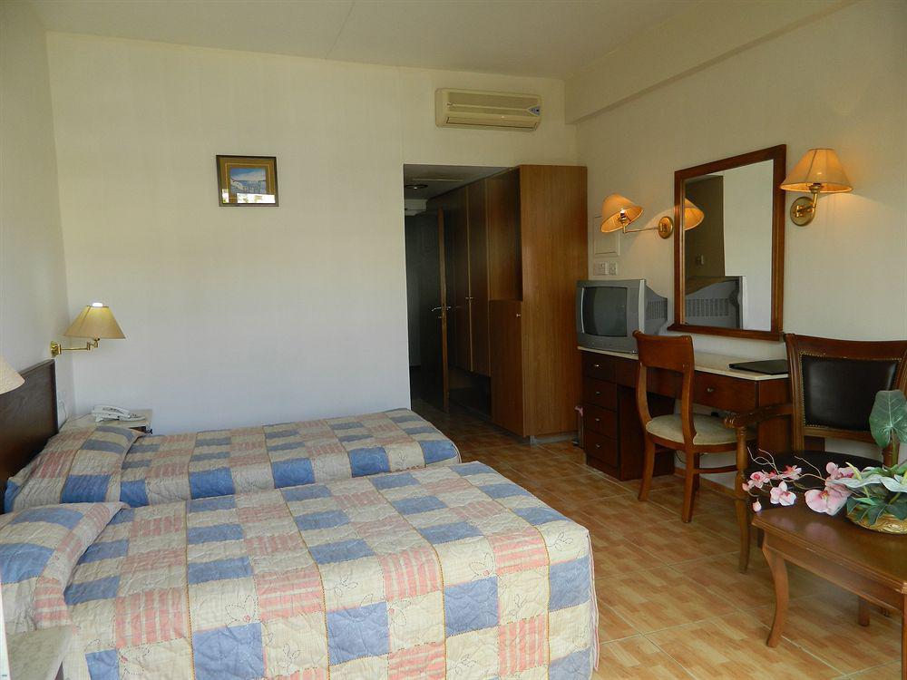 M. Moniatis Hotel Limassol Ngoại thất bức ảnh