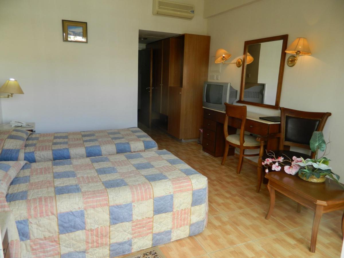 M. Moniatis Hotel Limassol Ngoại thất bức ảnh